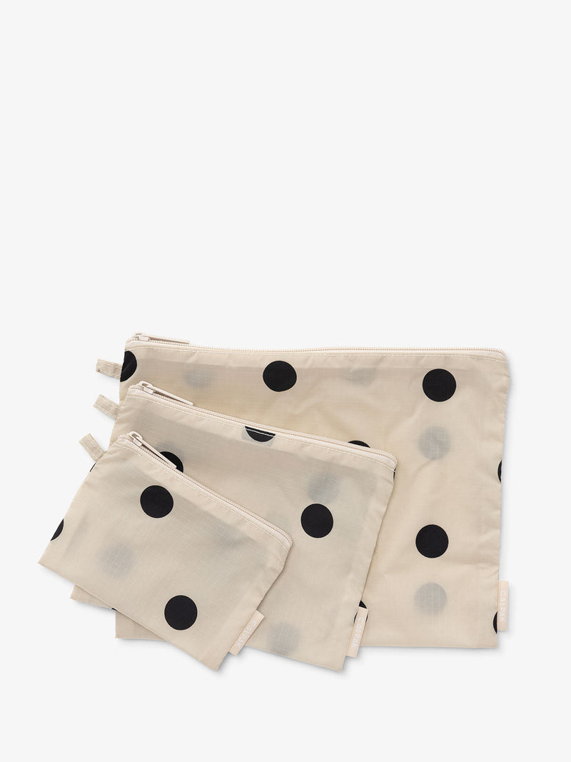 CALPAK Set of small bags for storage and travel in polka-dot