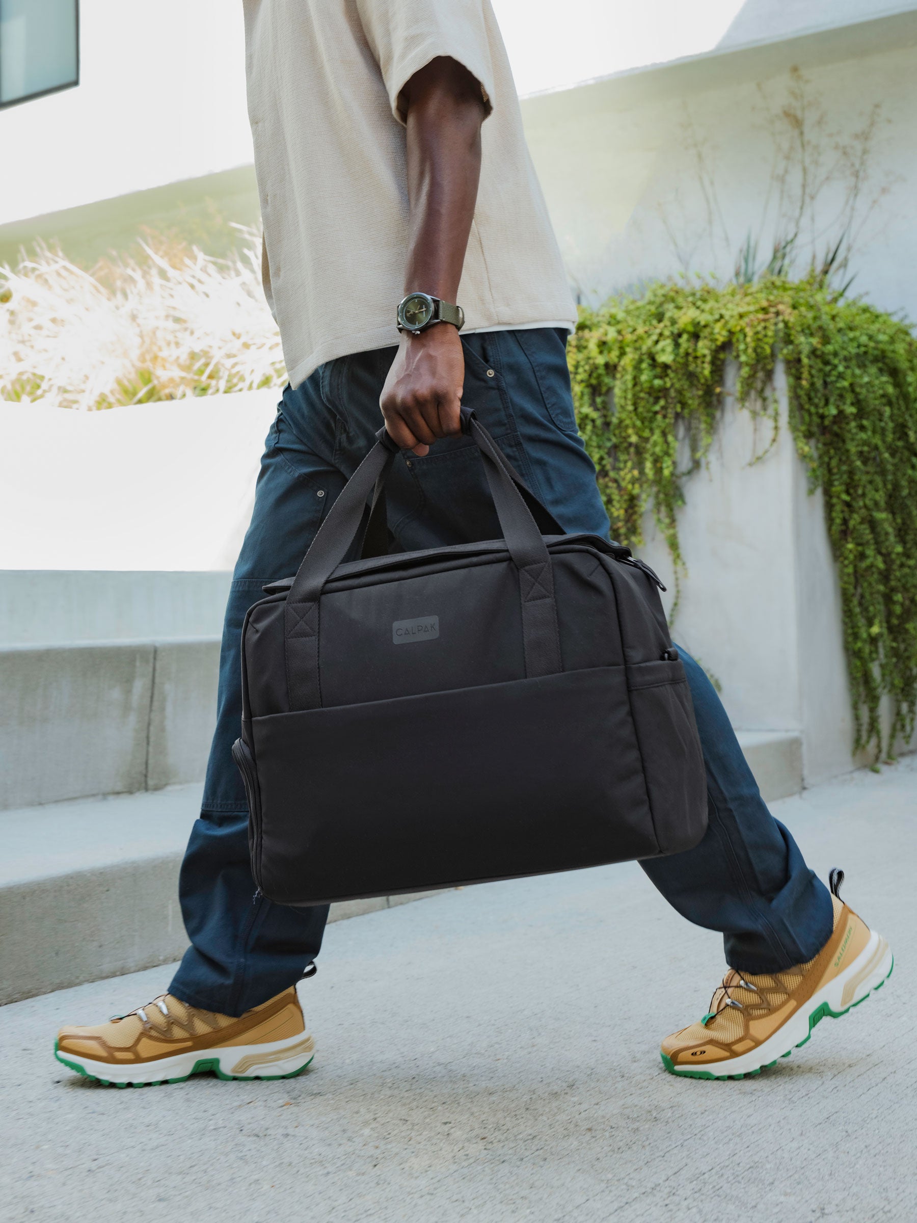 Laptop duffle on sale