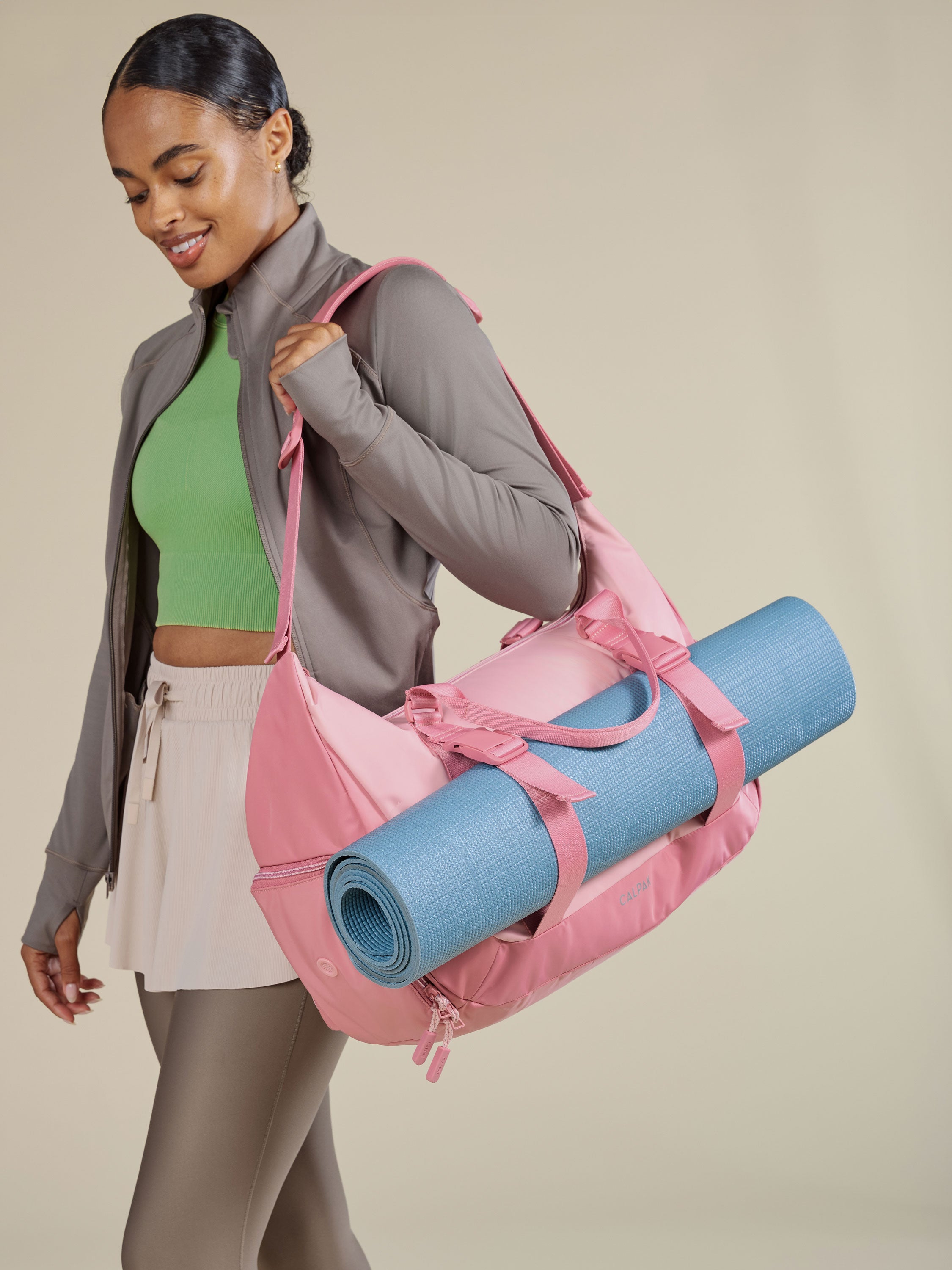 Gym bag with mat holder on sale