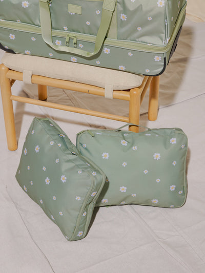 CALPAK Large Compression Packing Cubes in green daisy floral print; PCL2301-DAISY view 2