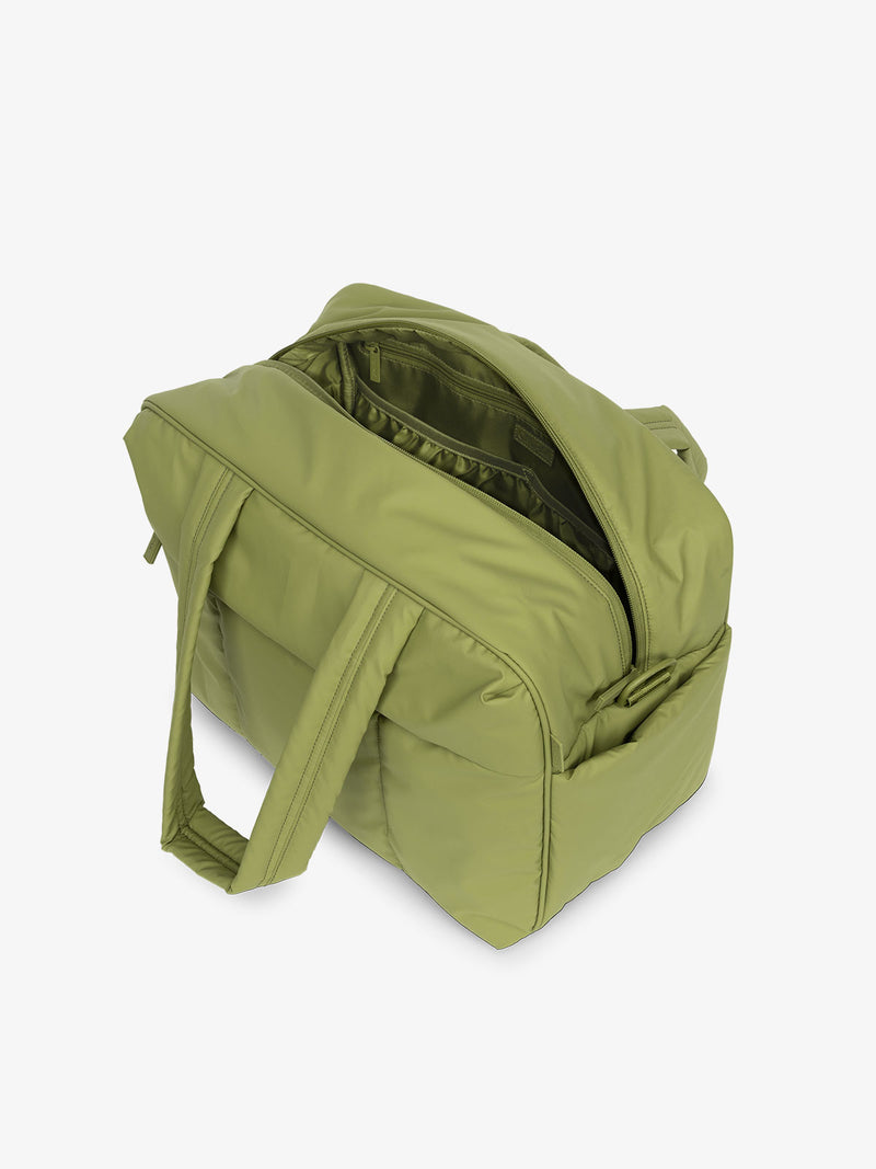 Luka weekender bag in pistachio