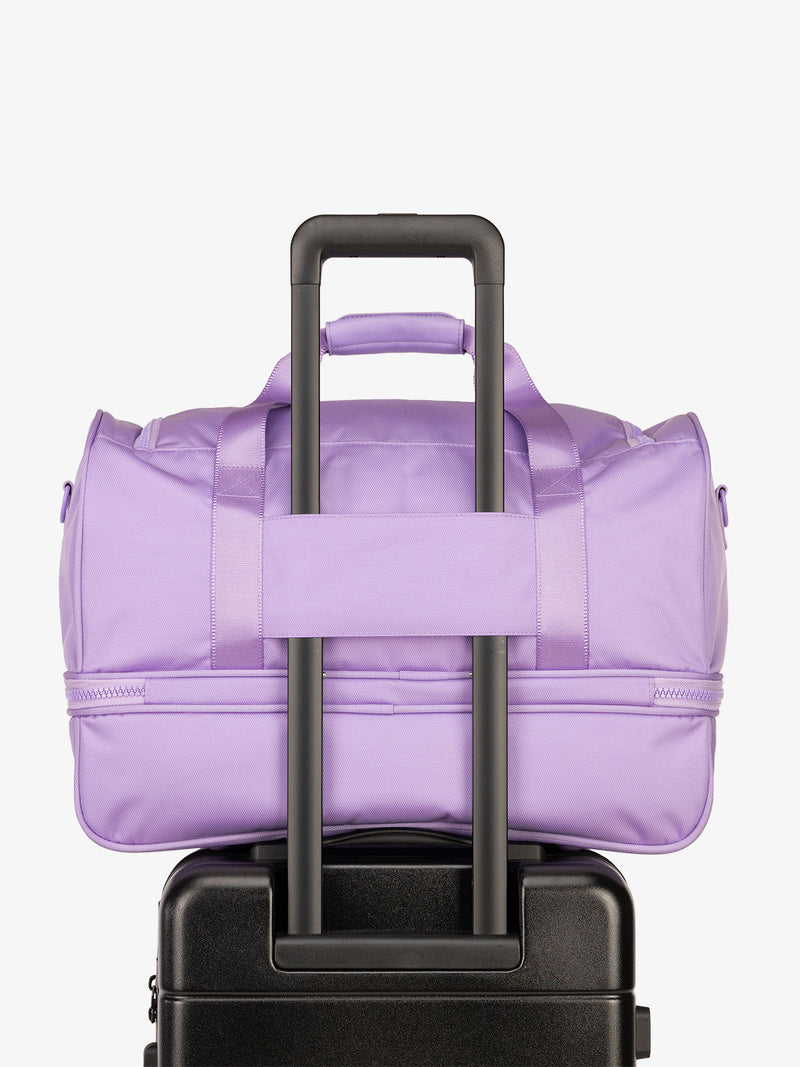 CALPAK Stevyn Duffel with trolley sleeve in orchid purple